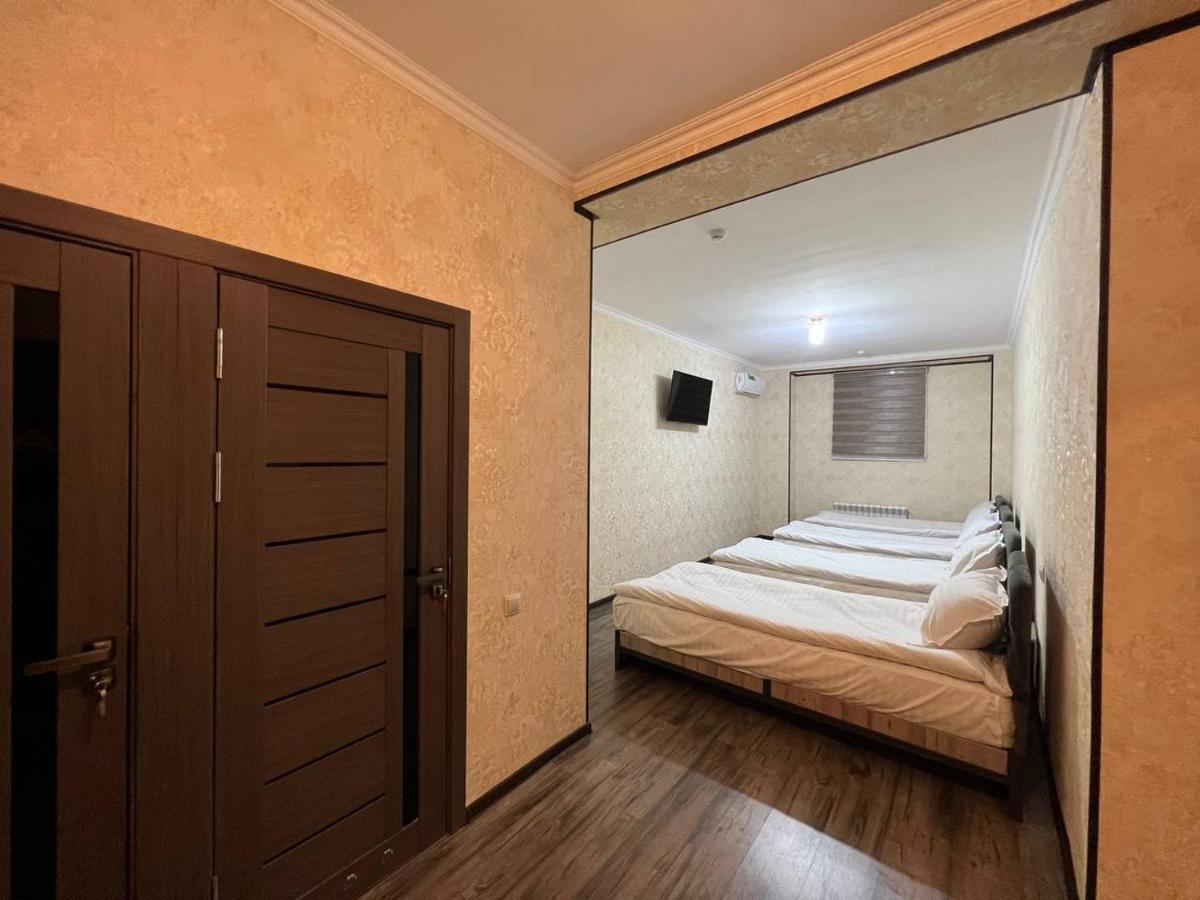 Yantai Hotel ทาชเคนต์ ภายนอก รูปภาพ
