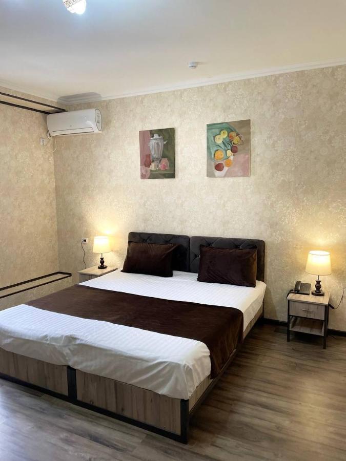 Yantai Hotel ทาชเคนต์ ภายนอก รูปภาพ