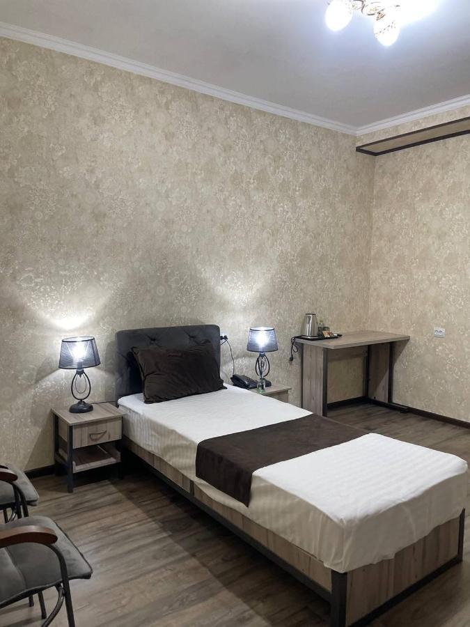 Yantai Hotel ทาชเคนต์ ภายนอก รูปภาพ