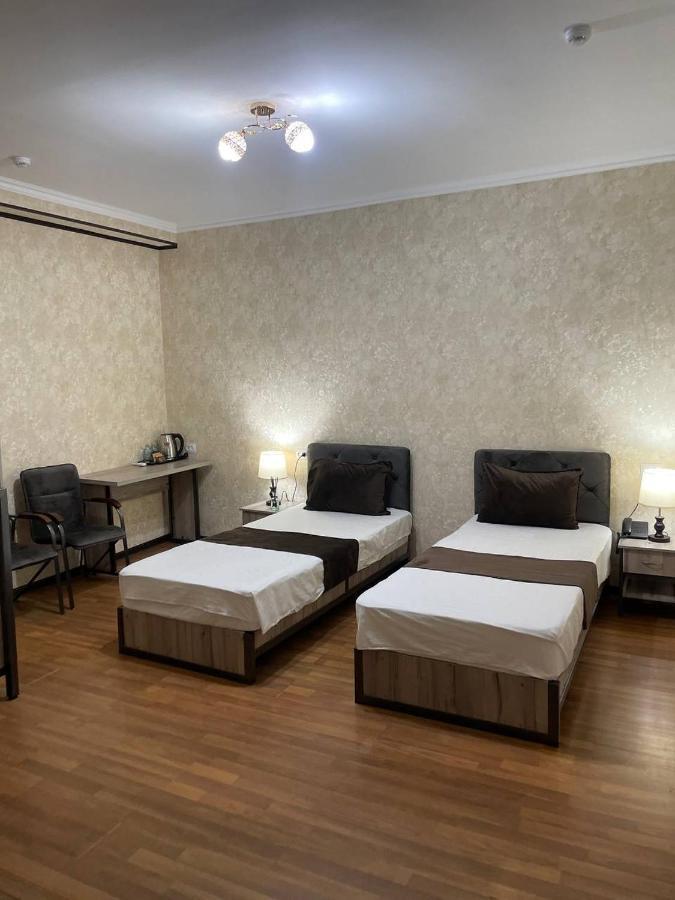 Yantai Hotel ทาชเคนต์ ภายนอก รูปภาพ